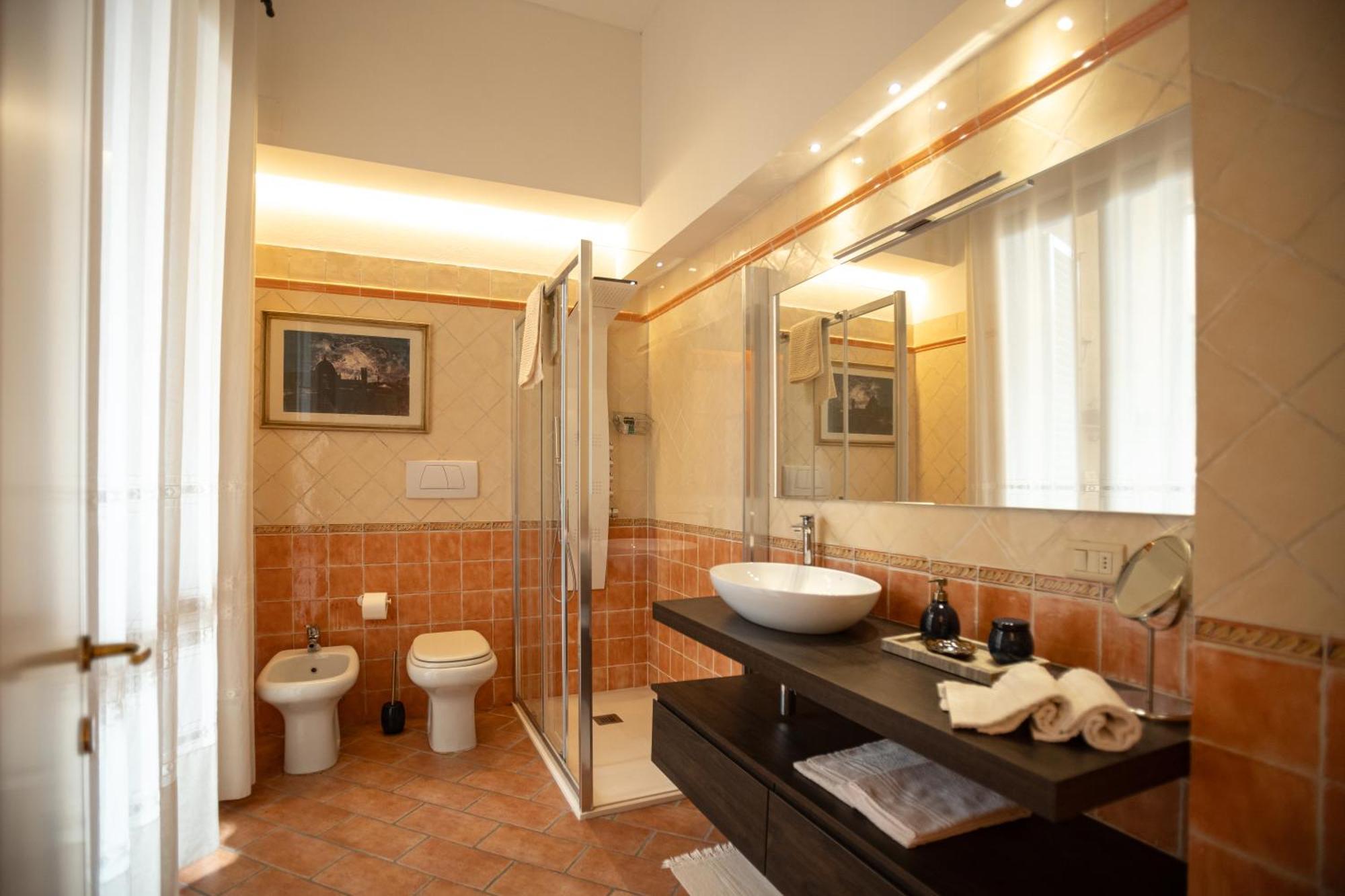 Indipendent With Terrace - Parking Florencia