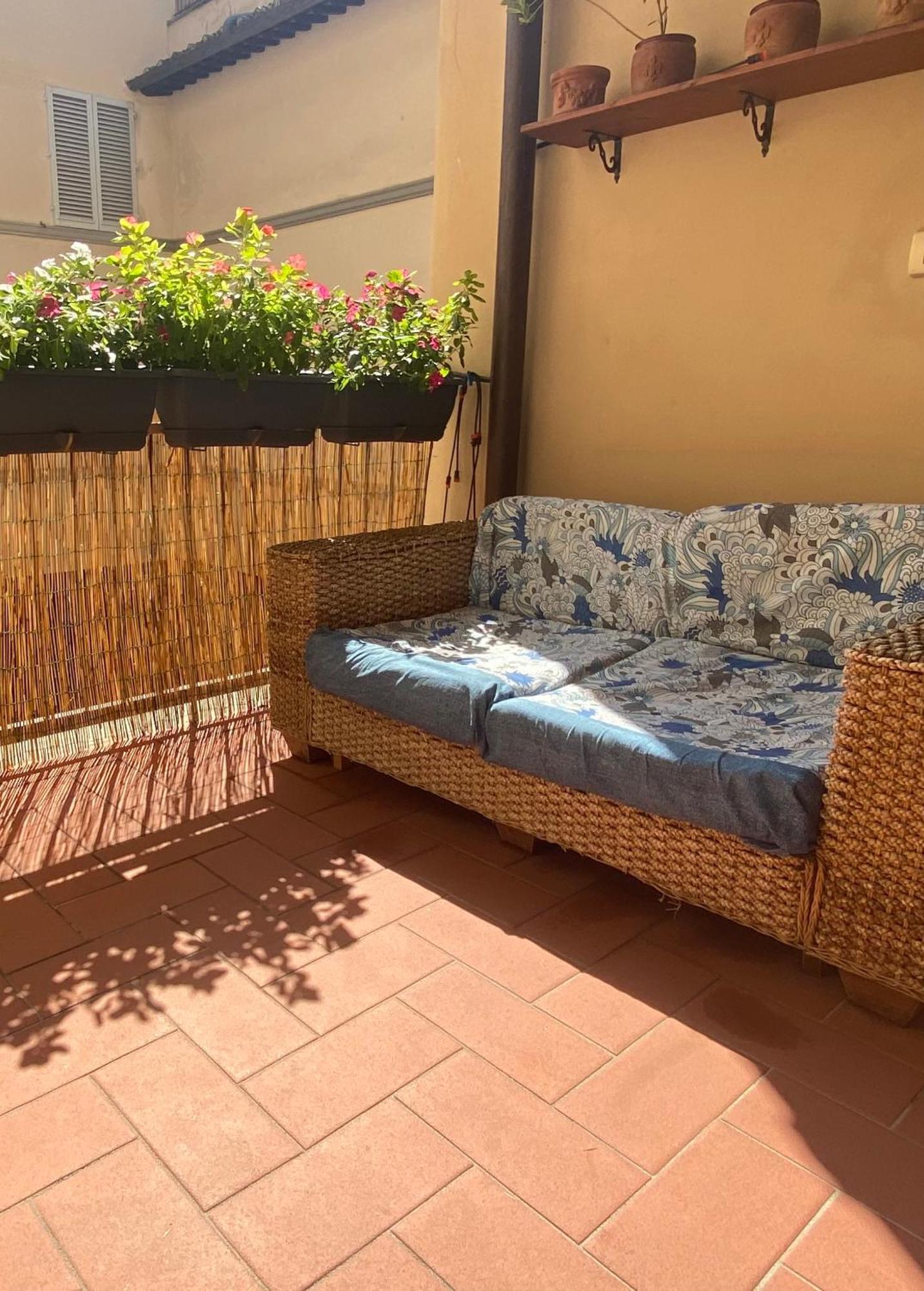 Indipendent With Terrace - Parking * Florencia